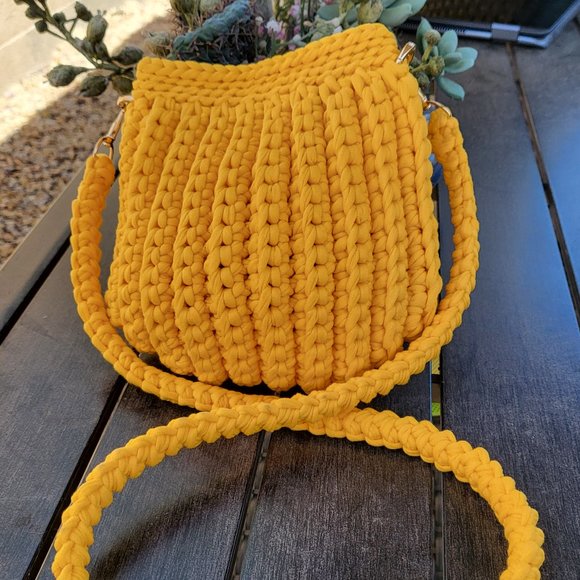 Handcrafted Crochet Sea Shell Handmade Bag, Shoulder Bag, Woven Purse, Knit Bag - Picture 1 of 3